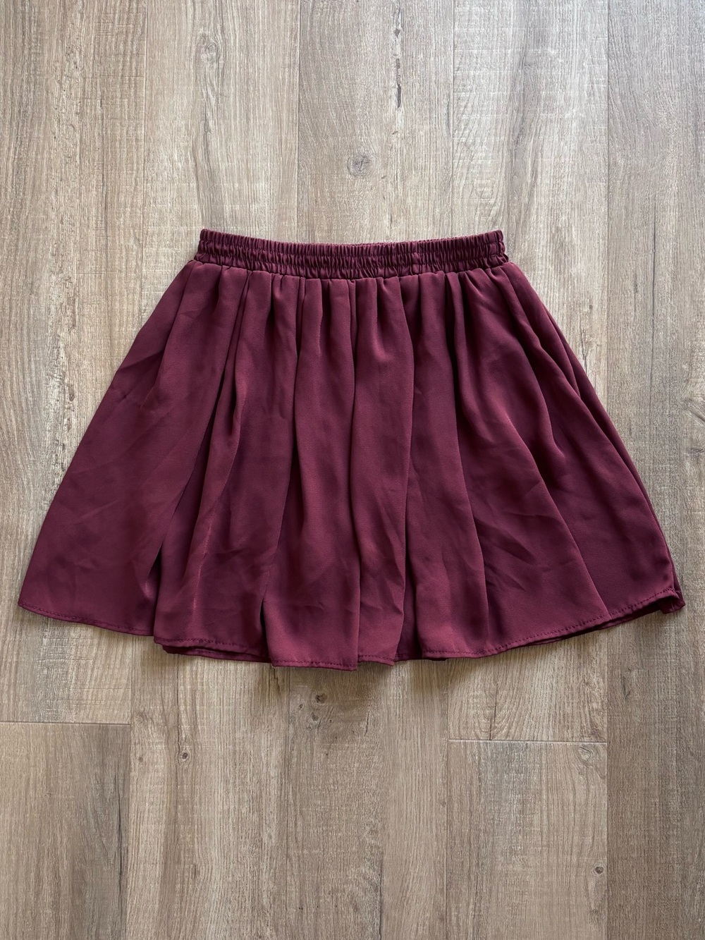 Brandy Melville Flowy Mini Circle Skirt - Description!